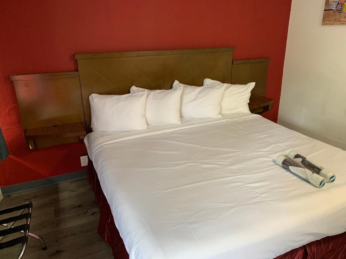 Rodeway Inn Augusta Exteriör bild